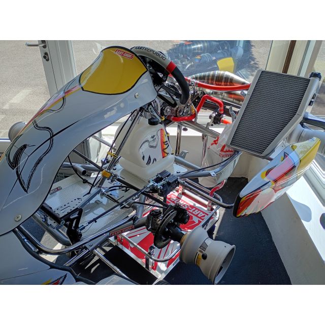 Kart neu Kart Republic KR1 Schaltkart KZ Motor TM R2 Galiffa neu